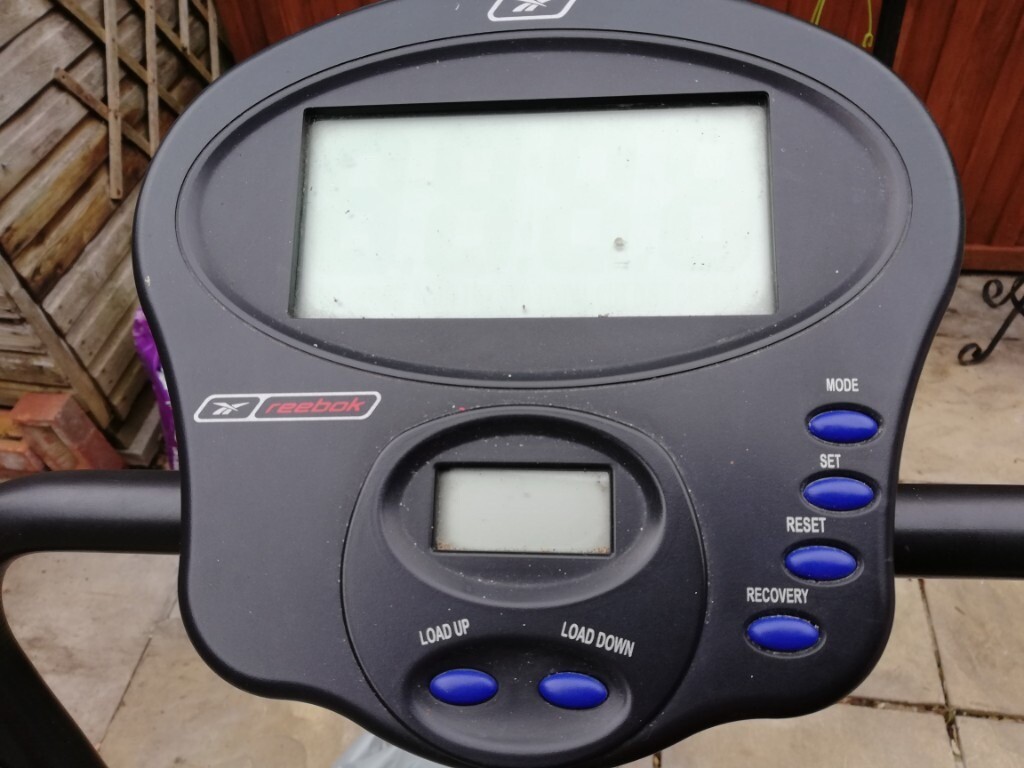 reebok rb1000 exercise bike